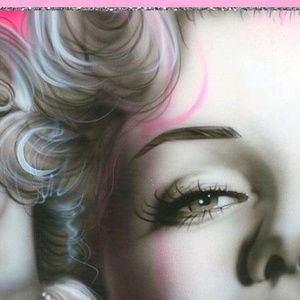 Meet your Posher, Renee